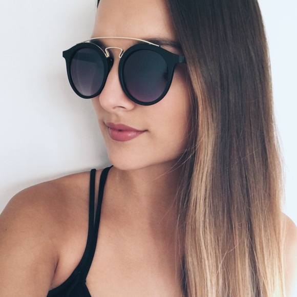 FINAL SALE - Black Brow Bar Sunglasses - Picture 2 of 6