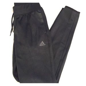 🔥SALE🔥 NWT adidas black sweatpant!