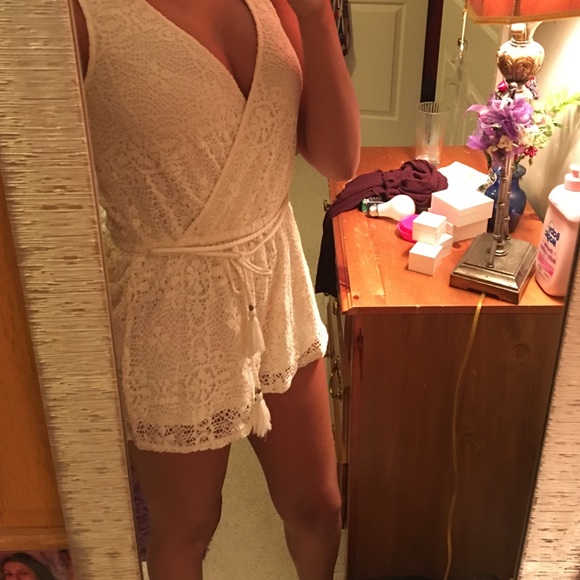 White lace romper