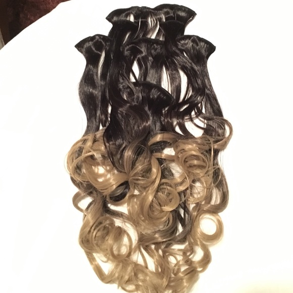 20L black ombré curly 7 piece extensions - Picture 2 of 4