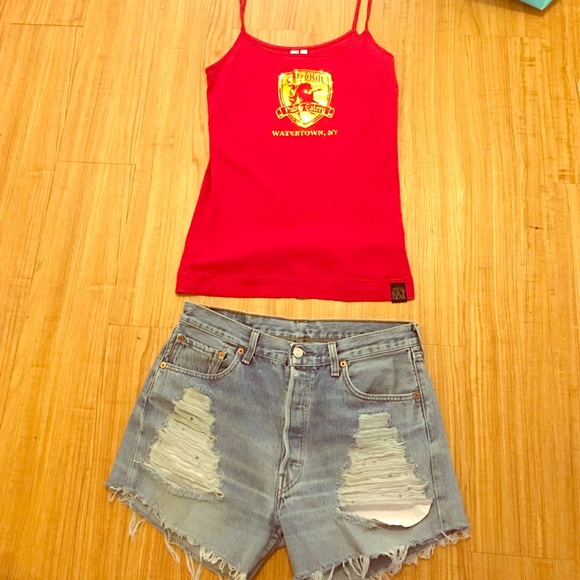 Size 30/31 Levi shorts