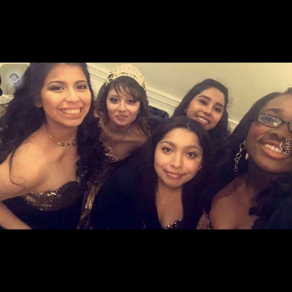 Meet your Posher, Veronica - Picture 1 of 1