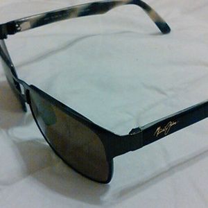 Maui Jim's
