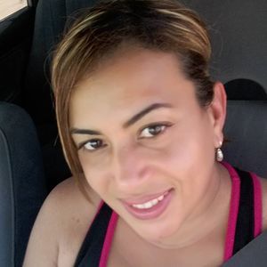 Meet your Posher, Zahira