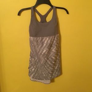 Lululemon Tank with removable bra pads