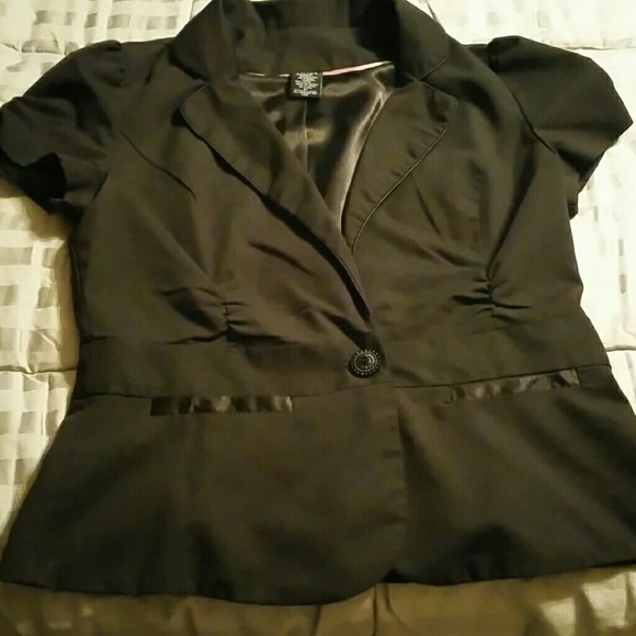 Vanity Short Sleeve Dress Jacket