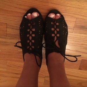 FRH Sandals, only worn once!