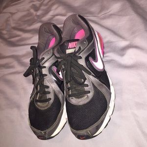 Nike Air Dictate 2 Shoes