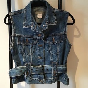 Retro Belted Denim Vest