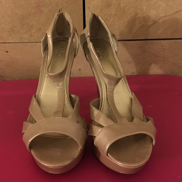 Heels - Picture 2 of 2