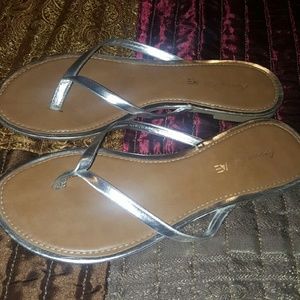 American Eagle Metallic Sandals