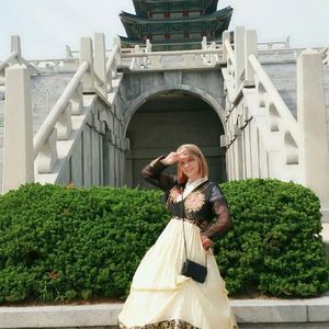 Meet your Posher, Hope