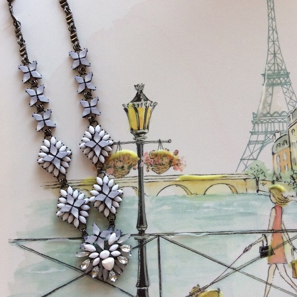 Bauble Bar Grey White Statement Necklace