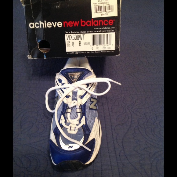New Balance Athletic Shoe - Offers Welcome!