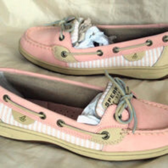 Pink Sperrys