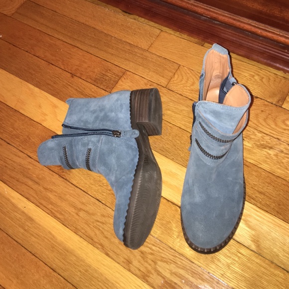 Kenneth Cole gentle sole booties