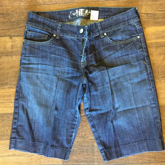 !iT brand Jean Bermuda shorts