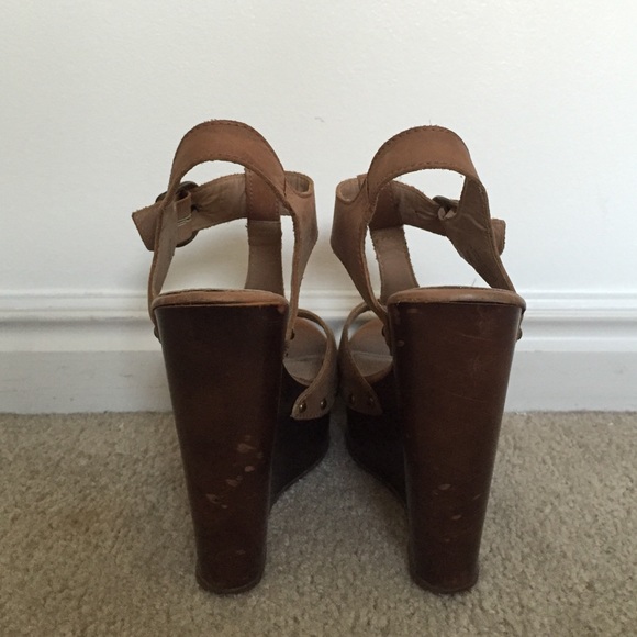 Steve Madden Shoes - Steve Madden Wyliee wedge sandal, sz 8.5 Steve Madden Shoes - Steve Madden Wyliee wedge sandal, sz 8.5