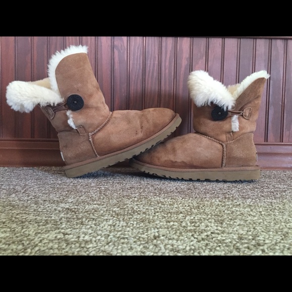 Size 6 Ugg boots