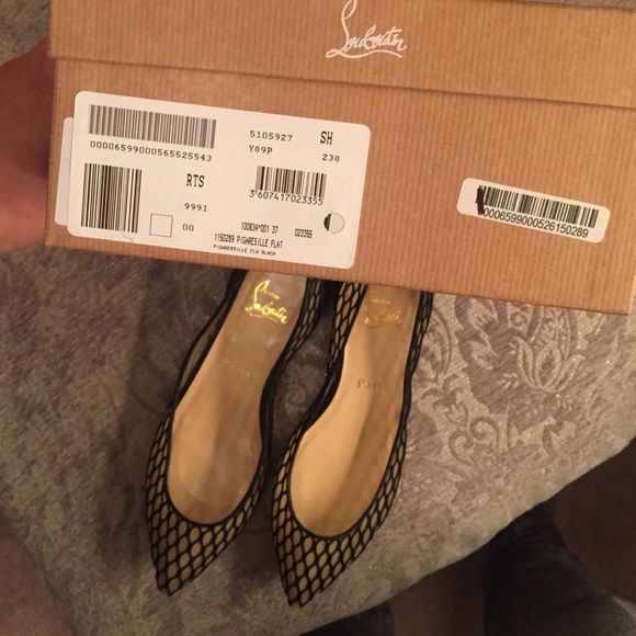 ❌❌SOLD ❌❌NEW!! Louboutin flats - Picture 3 of 4