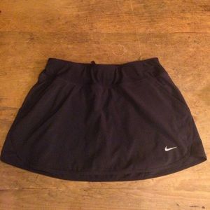 Nike running skirt, small