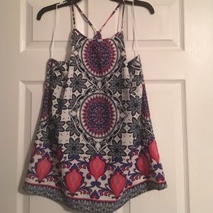 Tank top with very beautiful colors!