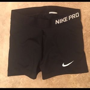 Nike pros shorts size small