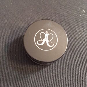Anastasia Dipbrow pomade