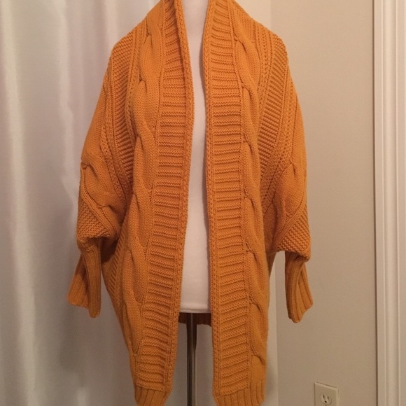 Mustard yellow cardigan