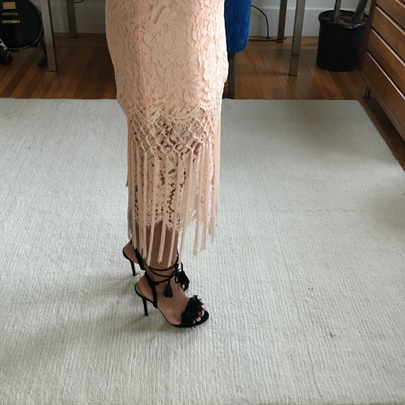 Topshop Skirts - NWT Topshop Exclusive Pink Lace Midi Fringe Skirt Topshop Skirts - NWT Topshop Exclusive Pink Lace Midi Fringe Skirt