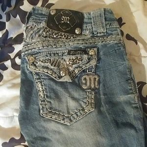Size 27 miss me jeans