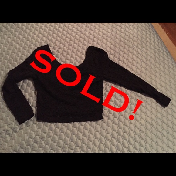 H&M  black Lacey crop top