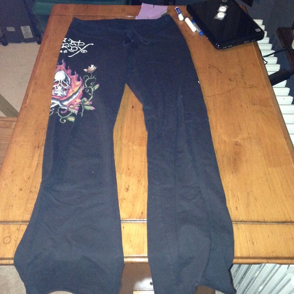 Ed Hardy Yoga Pants Size Medium
