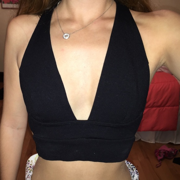 Black sexy strappy crop top