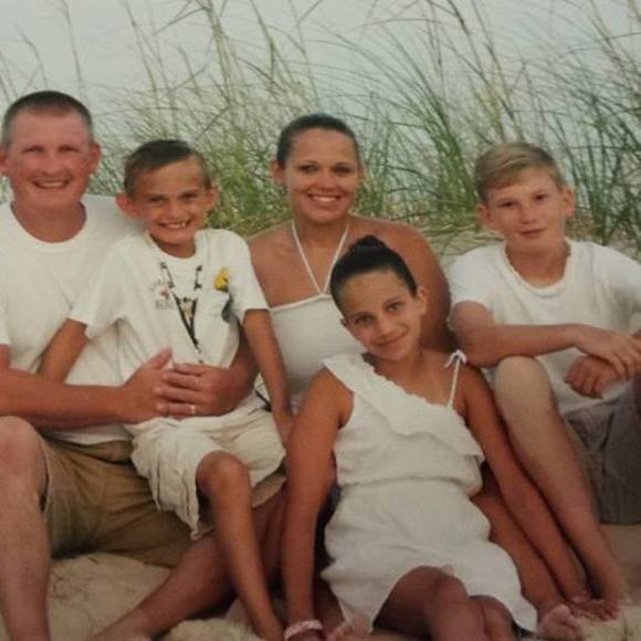 Meet your Posher, Jessica - Picture 1 of 1