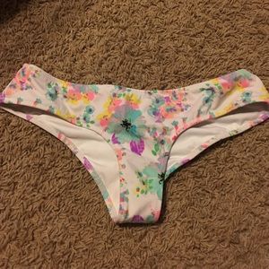 Victoria's Secret floral scrunch butt bikini