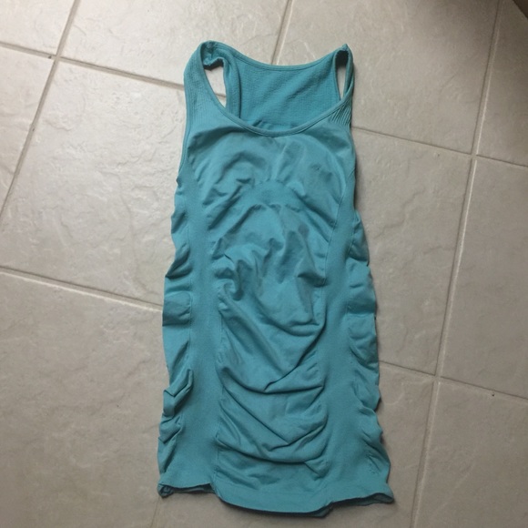 Athletic tank top