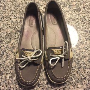 Women's Sperry Top-Siders. Sz 7.5. Gray and Tan.