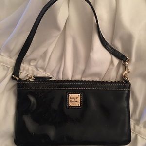 Dooney and Bourke Clutch Dooney and Bourke Clutch