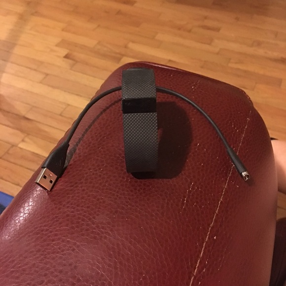 Fitbit (Charge HR) (Different one)