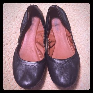 Lucky Brand black leather flats