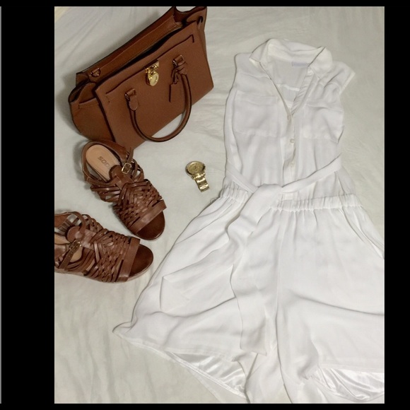 💥SOLD SOLD💥White jumper