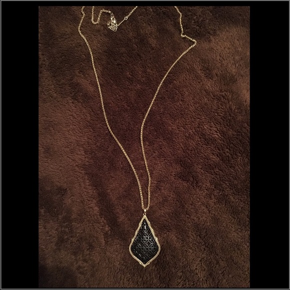 Kendra Scott tassel necklace