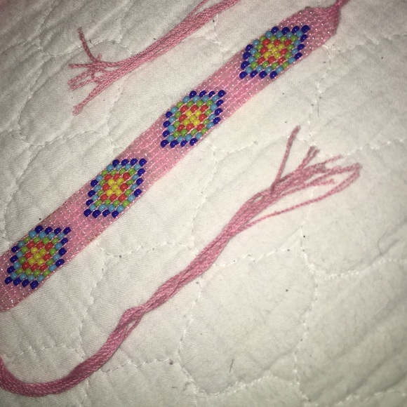💕 COLORFUL BEADED BRACELET 💕
