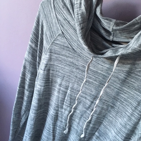 Long sleeve shirt with baggy hoody