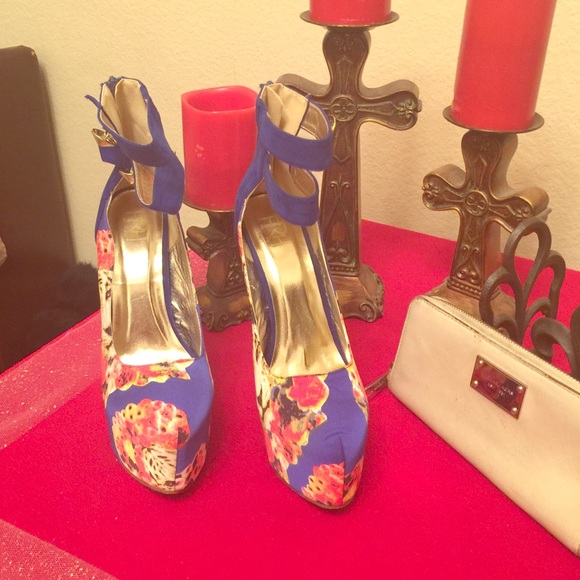 Multicolor 6 inch heels