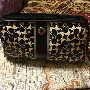 Coach Signature Large Makeup Case