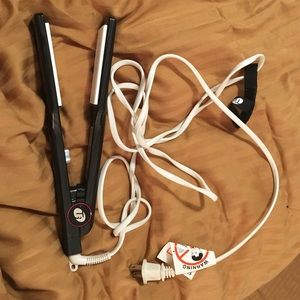 T3 Mane Tamer Straightener
