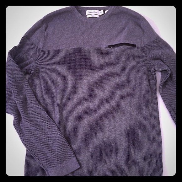 Men's Calvin Klein Sweater. Size XS.