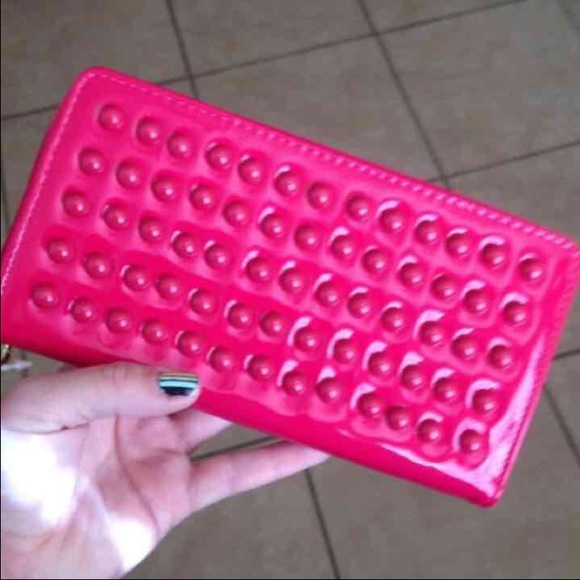 Steve Madden Handbags - NWT Steve Madden Wallet